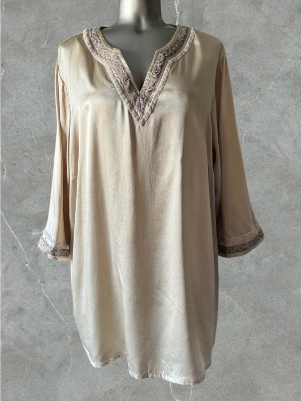 💟 Plus Size 100% Silk V-Neck Tunic